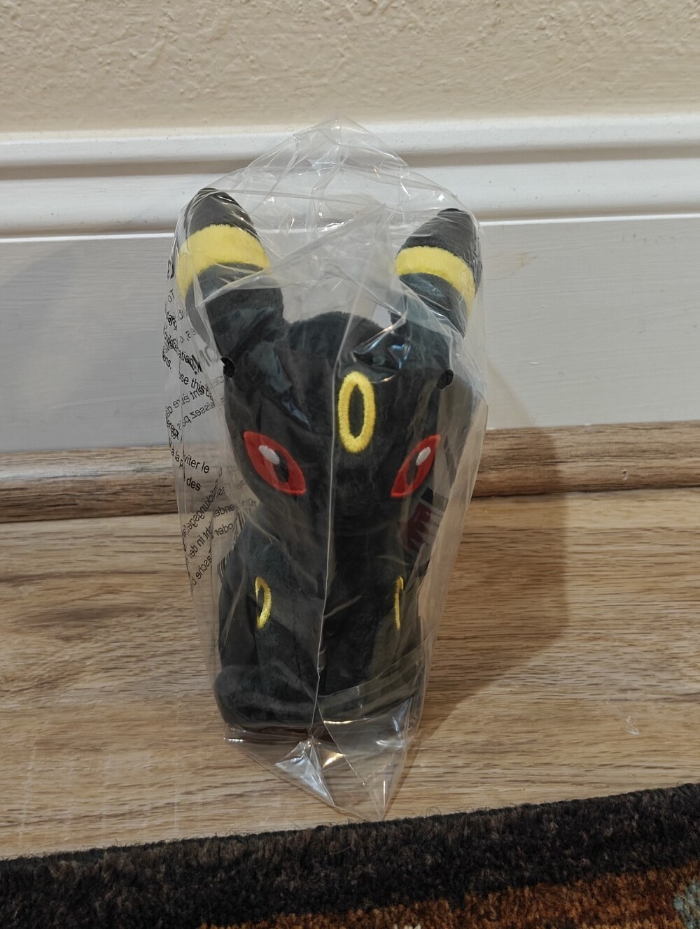 Umbreon Sitting Cutie Plush